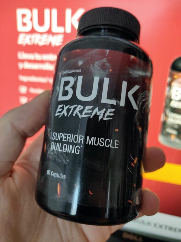 Bulk Extreme to nowoczesny suplement diety przeznaczony dla osób trenujących siłowo. testosteron, Przyrost masy mięśniowej, Zwiększenie siły i wytrzymałości, Wsparcie regeneracji, Wzrost poziomu energii, Korzeń Maca, Fenugreek Extract, Ashwagandha, Saw Palmetto