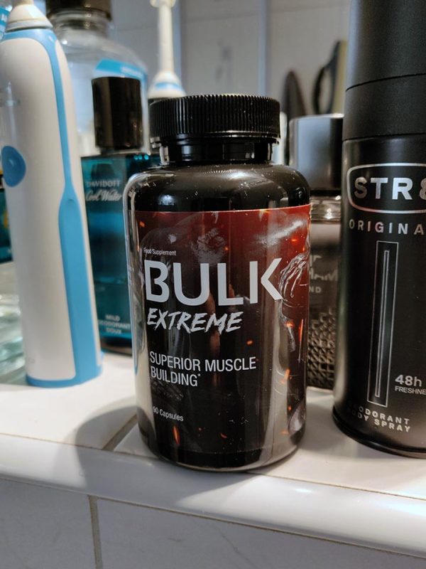Bulk Extreme to nowoczesny suplement diety przeznaczony dla osób trenujących siłowo. testosteron, Przyrost masy mięśniowej, Zwiększenie siły i wytrzymałości, Wsparcie regeneracji, Wzrost poziomu energii, Korzeń Maca, Fenugreek Extract, Ashwagandha, Saw Palmetto