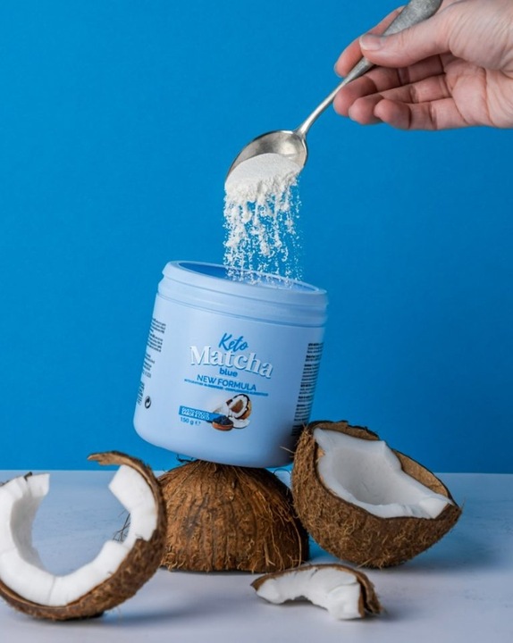Keto Matcha Blue - dieta ketogeniczna, odchudzanie, kokos, zielona herbata, niebieska herbata, MCT, l-teanina, błonnik pokarmowy, redukuje masę ciała, metabolizm, energia, antyoksydant, kondycja
