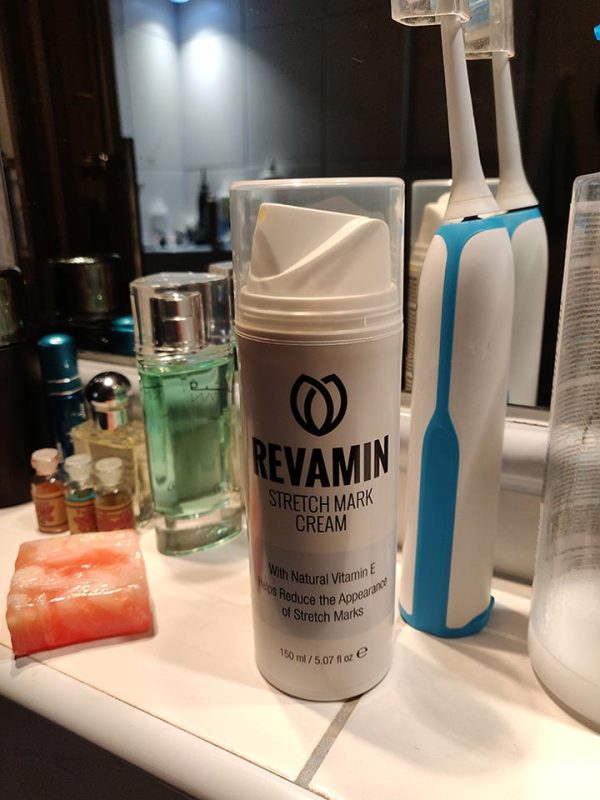 Revamin Stretch Mark - na rozstępy, skórę, redukcja rozstępów, zapobieganie powstawaniu rozstępów, poprawa elastyczności skóry, nawilżenie i odżywienie, aloes, awokado, pestki winogron, centelia azjatycka, witamina e