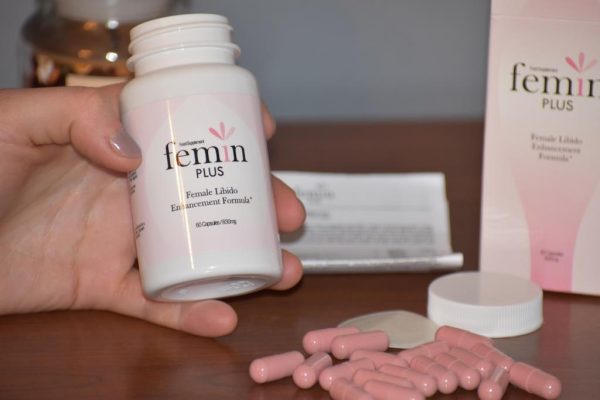 Femin Plus - libido, zwiększa libido, poprawia krążenie, regulacja hormonalna, poprawa nastroju, l-arganina, żeń-szeń, nasiona kozieradki, witamina E, korzeń maca, witamina B6